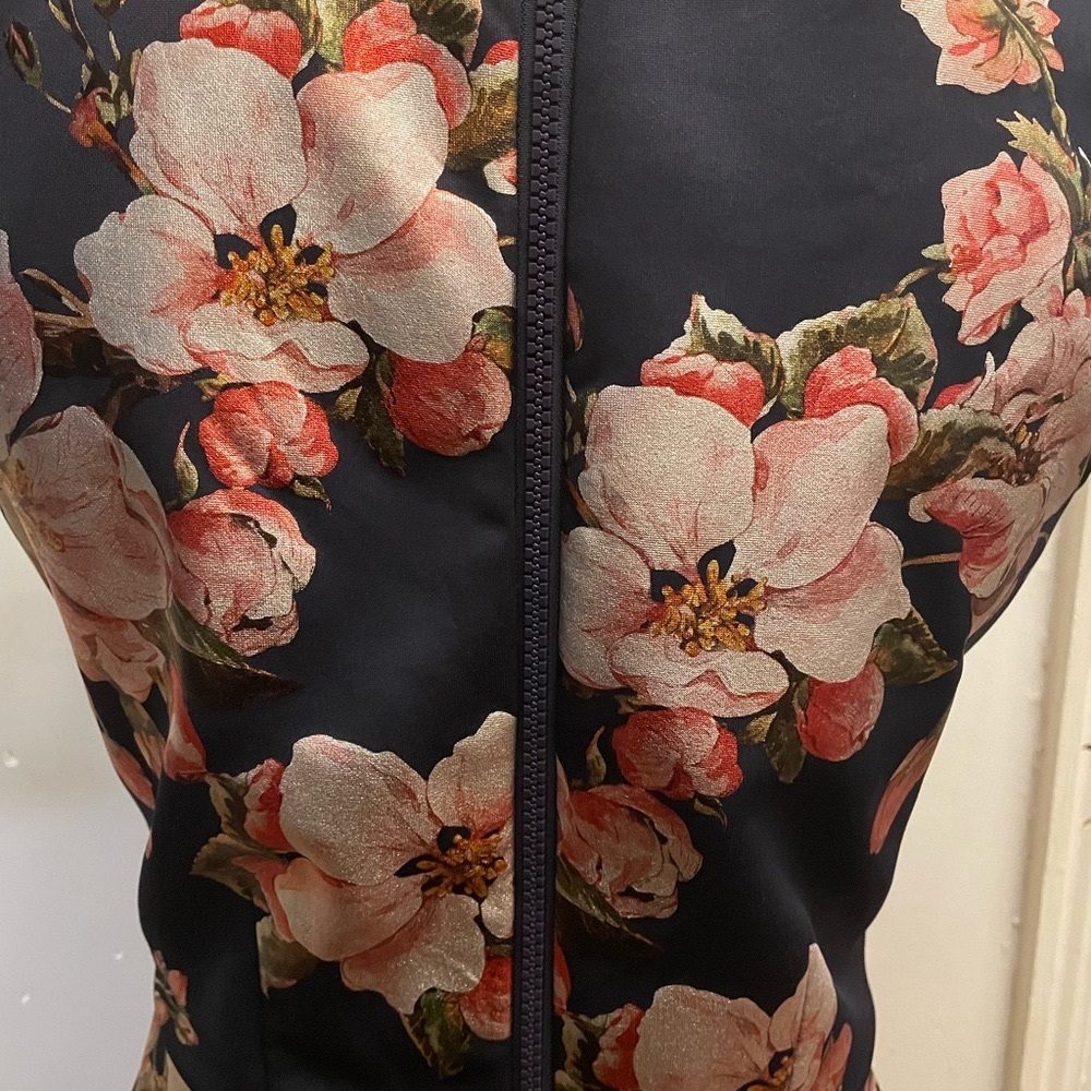 Olivia Matthews Dress - Picture 12 of 16